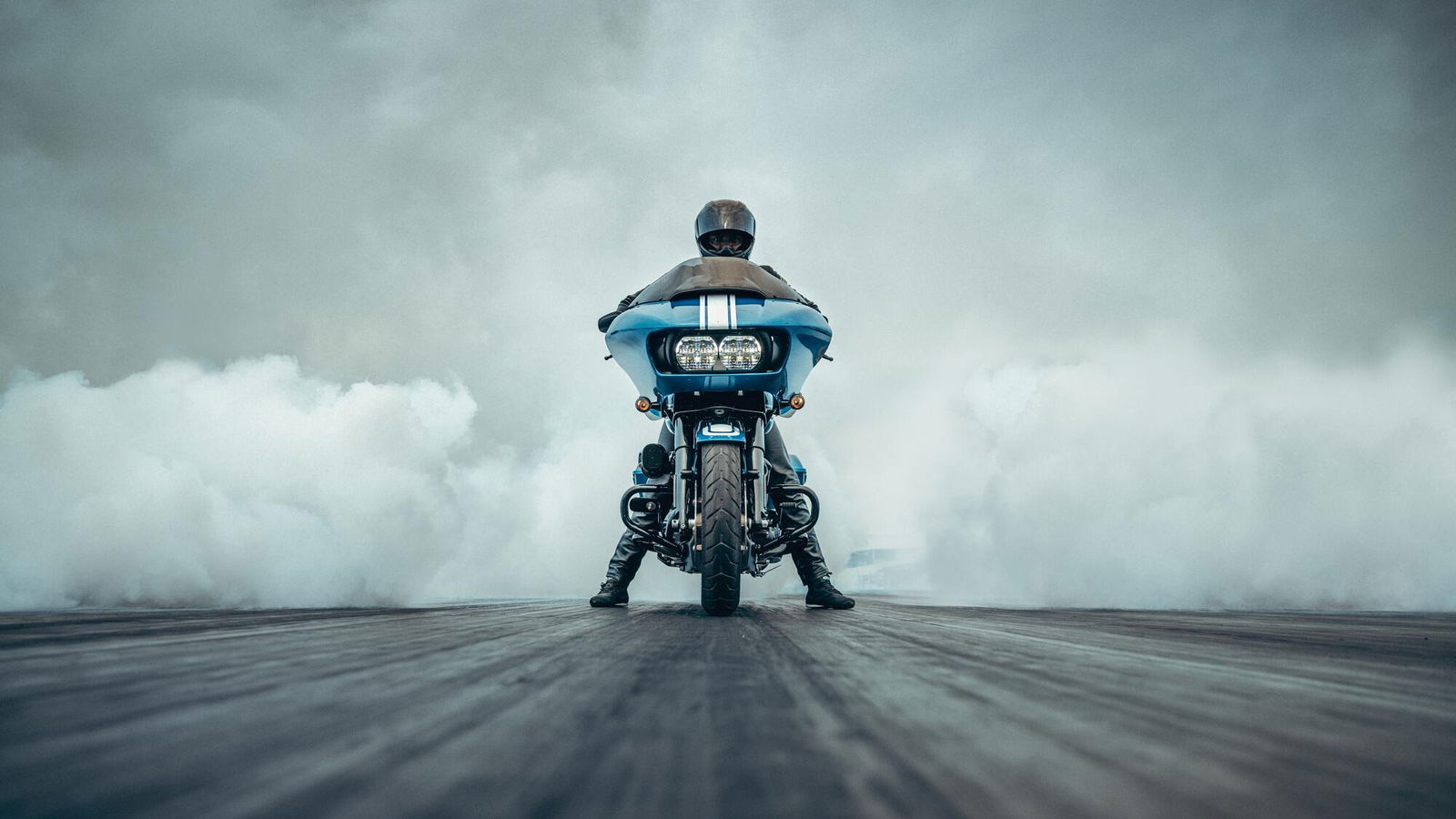 Harley-Davidson Road Glide ST Fast Johnnie